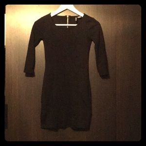 3/4 sleeves black dress